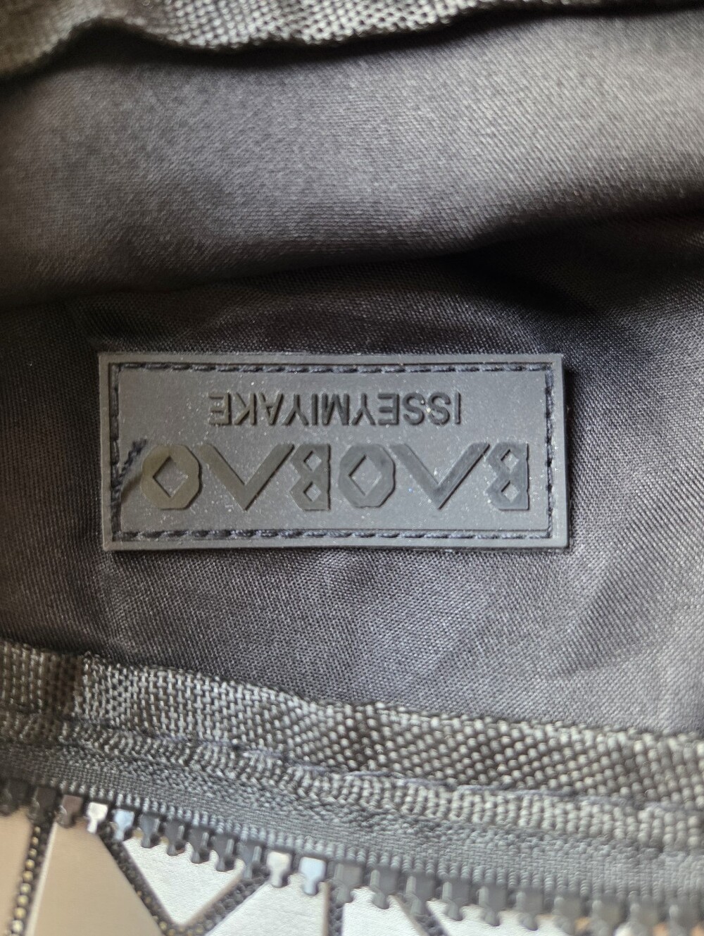 BAO BAO Issey Miyake Bag Silver Geometric Design Long Chain - Picture 6 of 6